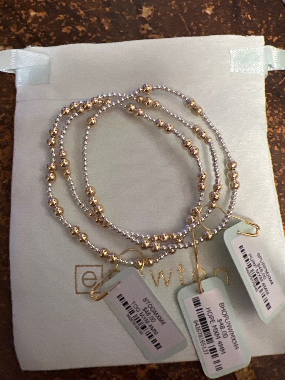 NWT Enewton set